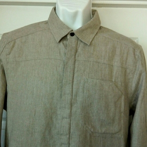 Quinn Men's Tan Shirt Size M - Picture 2 of 8